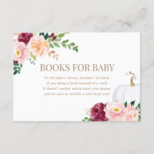 Um doce livro de abóbora para bebê