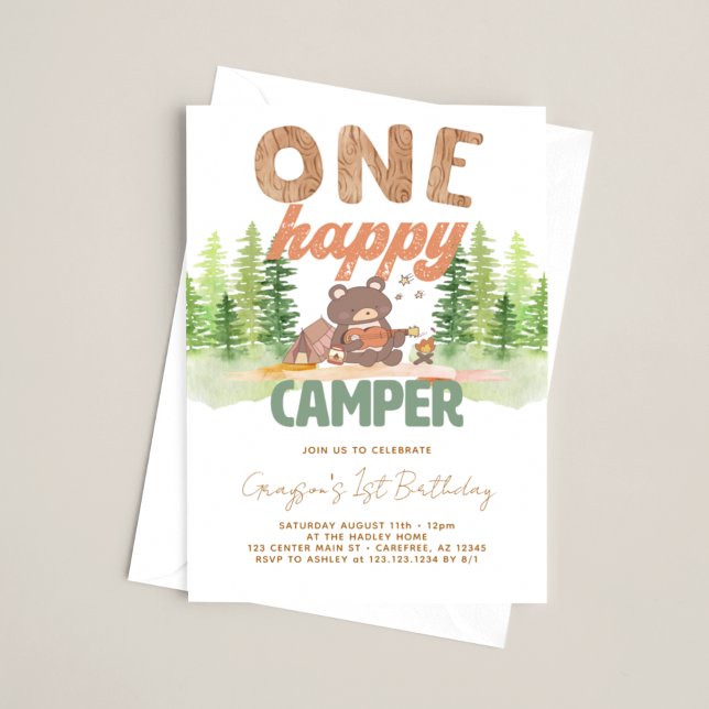 Convites Um Feliz Acampador Florestal (Criador carregado)