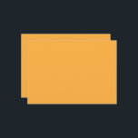Convites um fundo amarelo com uma<br><div class="desc">O design é um quadrado amarelo brilhante com cor uniforme. Parece ser uma superfície sólida e plana sem textura nem padrão visíveis. A cor amarela é consistente em todo o quadro,  fazer-a uma imagem simples e vibrante.</div>