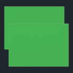 Convites um fundo verde com borda branca<br><div class="desc">A imagem é um quadrado azul brilhante com cor uniforme e textura lisa. Ele se destaca contra o fundo com um impressionante contraste visual.</div>