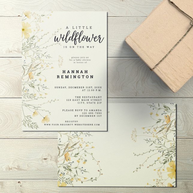 Convites Um Pequeno Chá de fraldas Amarelo De Flor Selvagem (Criador carregado)