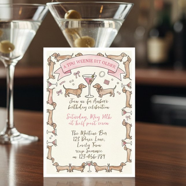 Convites Um Pouco Mais Velhinho Dachshund Martini Aniversár (Tini Weenie Bit Older birthday invite with dachshund weiner dogs and martini glasses)