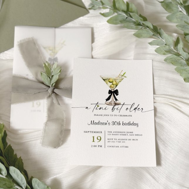 Convites Um Tini Bit Antigo Martini Aniversário (Criador carregado)