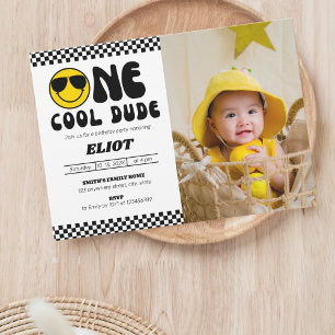 Convites Uma foto de primeiro aniversario do Legal Dude Boy