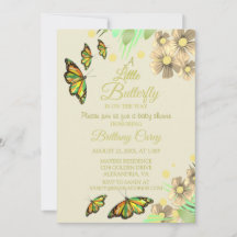 Uma Pequena Borboleta Está No Caminho Do Trigo De