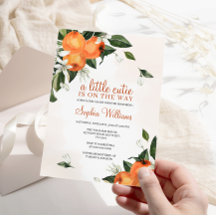 Uma Pequena Cutie Está A Caminho Do Chá de fraldas