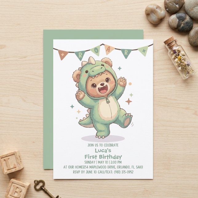 Convites Urso Teddy Fofo Dinossauro | Aniversário de 1 ano  (Criador carregado)