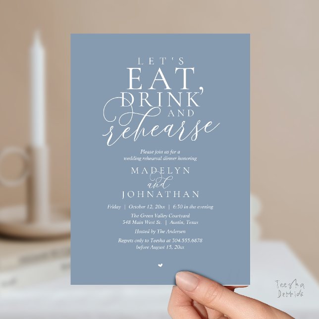 Convites "Vamos comer, beber e ensaiar", Jantar de Ensaios ("Let's eat, drink and rehearse", Rehearsal Dinner Invitation card in dusty blue)