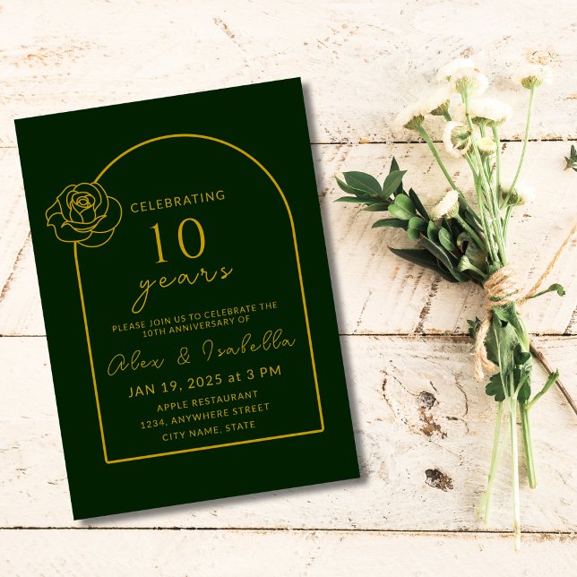 Convites Verde moderno e Dourado 10º Aniversário de Casamen (Modern Elegant Minimalist green and gold 10 years wedding anniversary party invitation)