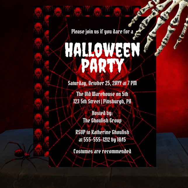 Convites Vermelho assustador | Festa de Dia das Bruxas de A (Creepy, spooky and scary glowing red black widow spider on a red spider web "Halloween Party" design)