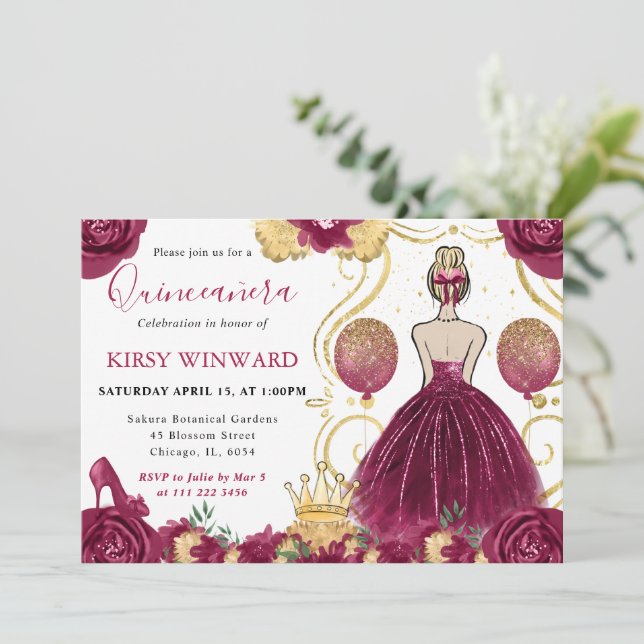 Convites Vestido Borgonha Cabelo Loiro Princesa Quinceanera (Em pé/Frente)