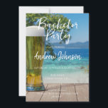 Convites Vidro de cerveja leve na praia<br><div class="desc">Convidado de solteiro. Vidro de cerveja leve na praia</div>