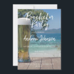 Convites Vidro de cerveja leve na praia<br><div class="desc">Convidado de solteiro. Vidro de cerveja leve na praia</div>