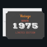 Convites Vintage 1975 Limited Edition 50th Birthday<br><div class="desc">Vintage 1975 Limited Edition 50th Birthday Invitation - Retro Classic Party Conite Comemorar um aniversário de marco no estilo de eterno com este Vintage 1975 Limited Edition 50th Birthday Invitation. Projetado com um retrato nostálgico, este convite personalizável mostra maravilhosamente o orgulhoso ano "1975" em um tipo elegante e inspirado na...</div>