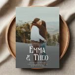 Convites Vintage Elegant Photo Wedding<br><div class="desc">Convide seus convidados com elegância e charme com nosso convite de casamento. Os nomes do casal são exibidos em uma fonte decorativa de serifa,  rico,  sobrepondo sua bela foto. Perfeito para um pouco de sofisticação no seu dia especial.</div>