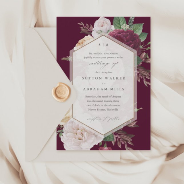 Convites Vintage Floral Wedding (Vintage floral bouquet maroon wedding invitations.)