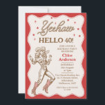 Convites Vintage Retro Red Cheetah Cowgirl aniversário de 4<br><div class="desc">Vintage Retro Red Yeehaw Cowgirl aniversário de 40 anos Convite para aniversário de 40 anos Vermelha e castanha ou convite temático ocidental com imagem de vaquinha de linha, texto de estilo de corda, estrelas e borda recortada. Este convite de aniversário de 40 cowgirl é ideal para um aniversário de 40...</div>