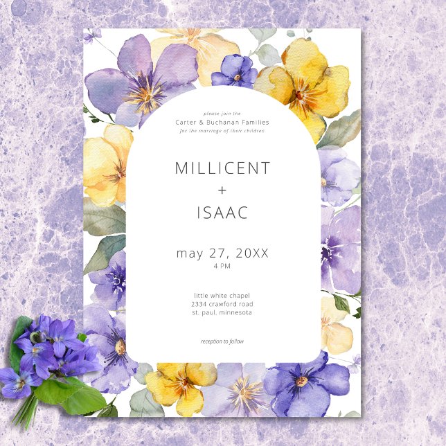 Convites Violetas Florais Modernas Roxas e Amarelas para Ca (Modern Purple & Yellow Violets Floral Wedding Invitation)