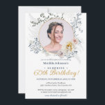 Convites Watercolor Floral Photo Surprise 60th Birthday<br><div class="desc">Watercolor Floral Photo Surprise 60th Aniversário. Um tema delicado e detalhado de festa de aniversário floral de aquarela desenhado com uma foto personalizada! Todo texto é personalizável. Excelente para uma festa de chá de jardim ou celebração de aniversário de temas florais e botânicos. Precisa de ajuda com este modelo? Entre...</div>