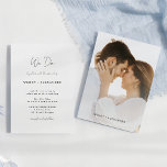 Convites White Modern Script Nós Fazemos Casamento Fotográf<br><div class="desc">Apresentando nosso White Modern Script We Do Photo Wedding Invitation design, onde o minimalismo moderno encontra a arte de caligrafia. Esta estética curada traz um ar de sofisticação para o seu dia especial - com uma reviravolta de feitiço, charme casual. A combinação de uma simples tipografia com uma letra na...</div>