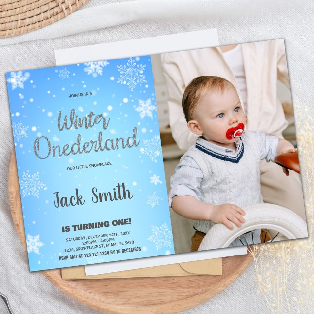 Convites Winter ONEderland Invtions Silver Black Photo (Winter ONEderland Invitations Silver Black Photo)