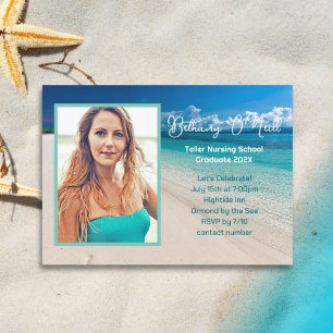 Convites Woman Grad Beach Celebration Photo Invitation