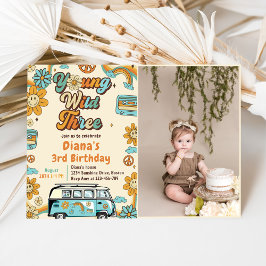 Convites Young Wild Três Retro Rainbow aniversário de 3 ano