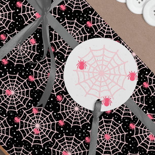 Coordenando Etiqueta de Aranha e Teia Rosa de Hall