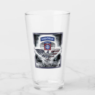 Copo De Pint 82ª Divisão de Navegação Design de Frames Explosiv