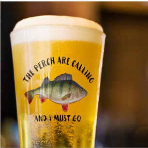 Copo De Pint A pesca enorme da vara ostenta homens do