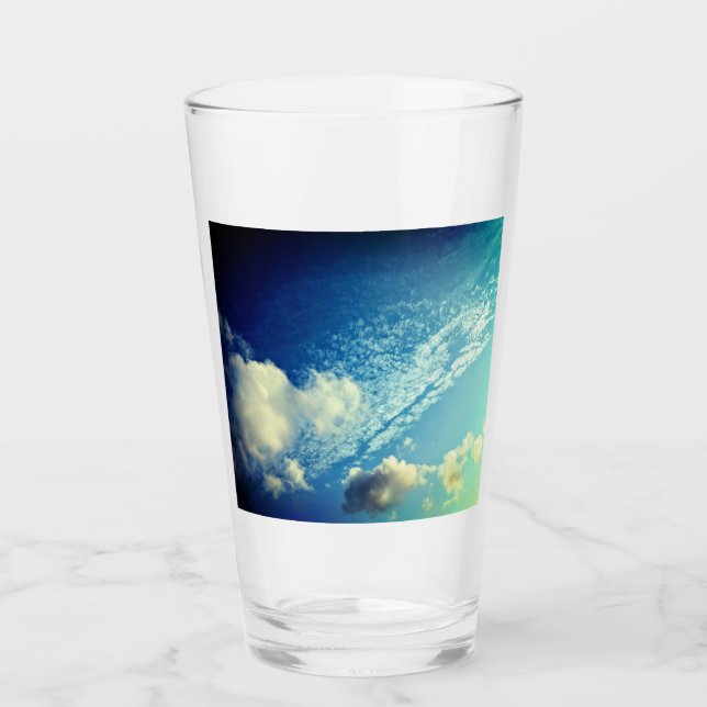 Copo De Pint A sprinkling of clouds (Frente)