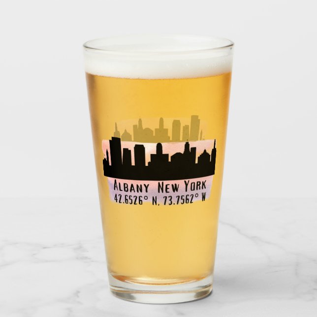 Copo De Pint Albany NY City Skyline Beer (Frente (Preenchido))