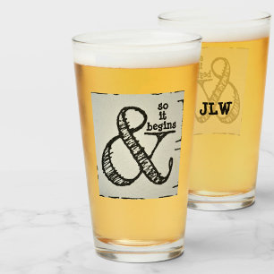 Copo De Pint Ampersand Symbol E Começa A Divertir-Se