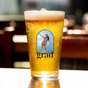 Copo De Pint Arco de Formatura Moderno com Tipografia Preta