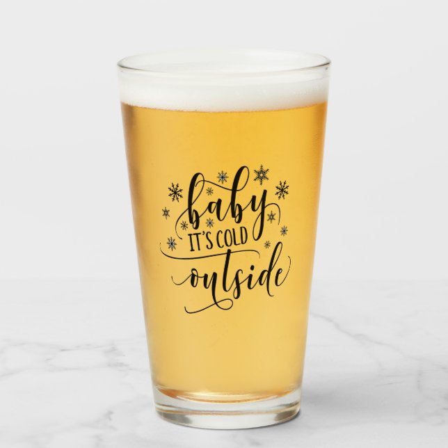 Copo De Pint Bebê Está Frio Lá Fora Caneca de Vidro Cerveja (Frente (Preenchido))