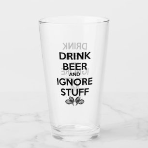 Copo De Pint Beber Cerveja E Ignorar Coisas