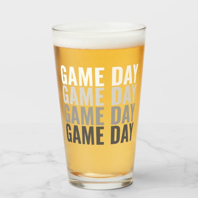 Copo de Pint Bold de Repetição de Dia de Jogo (Frente (Preenchido))