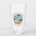 Copo De Pint Bondi Beach, Austrália, Viagem Art Vintage<br><div class="desc">Bondi Beach num estilo de arte vetorial. A crescente crista de Bondi,  de areia branca,  é uma das praias mais icônicas da Austrália.</div>