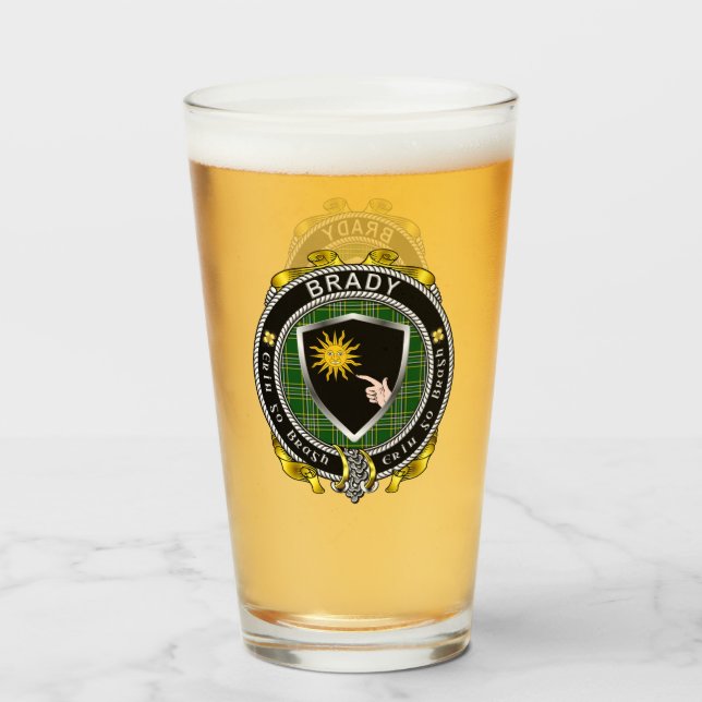 Copo De Pint Brady Irish Shield Beer Glass (Frente (Preenchido))