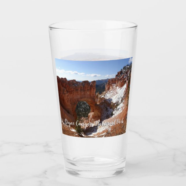 Copo De Pint Bryce Canyon Natural Bridge Snowy Landscape Foto (Frente)