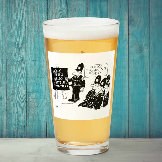 Copo De Pint Cartoon da Escola de Treinamento Policial (Criador carregado)