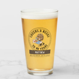 Copo De Pint Cartoon De Saúde E Cervejas aniversário de 40 anos