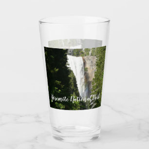 Copo De Pint Catarata Vernal II no Parque Nacional de Yosemite