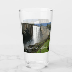 Copo De Pint Cataratas Vernal I no Parque Nacional de Yosemite
