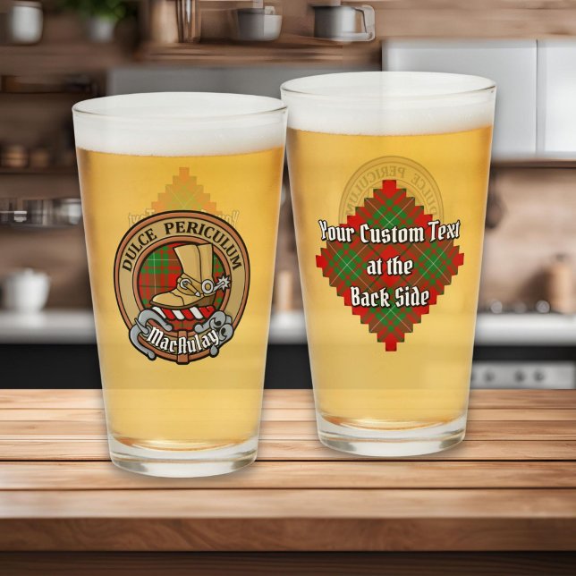 Copo De Pint Clan MacAulay Crest sobre Tartan (Criador carregado)