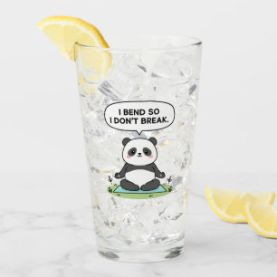 Copo De Pint design de panda “Eu Me Dobro Para Não Quebrar”