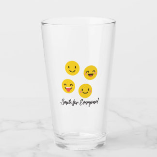 Copo De Pint Emoji sorri para todo mundo