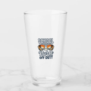 Copo De Pint Enfermeira Escolar Fora de Serviço Camiseta Óculos