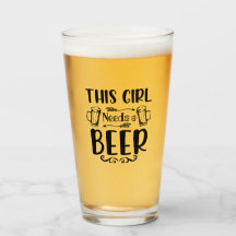 Esta garota precisa de cerveja