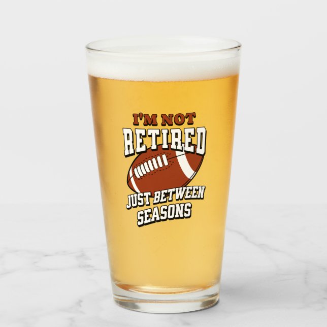 Copo De Pint Eu não estou aposentado apenas entre as estações (Frente (Preenchido))